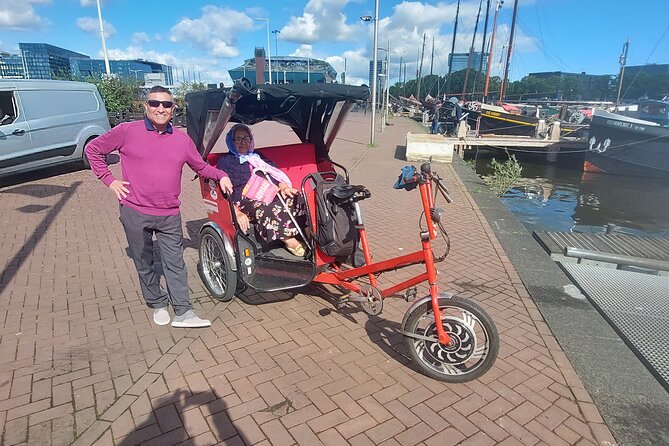 1 Hour Private Amsterdam Rickshaw Tour - The Magere Brug and the best river views