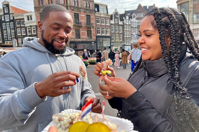 10 Tastes of Amsterdam: Food Tour by UNESCO Canals and Jordaan - Spui, books, and a warm stroopwafel