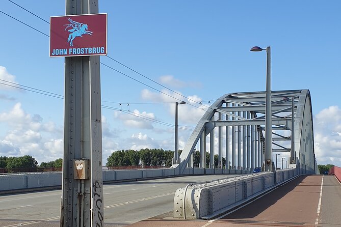 2,5 hour Battle of Arnhem Tour with Private Guide - Walking beside the Rhine in John Frost’s footsteps