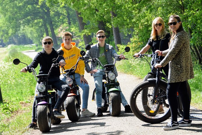 2 Hours E Chopper Rental in Beuningen - How the ride works for families and mixed groups