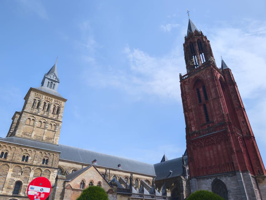 2H Walking Tour Maastricht - The final hour fills in Maastricht’s smaller details