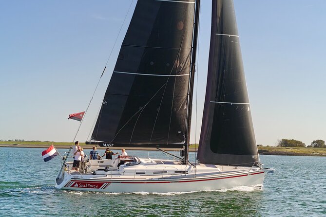 3 hour boarding ticket Summer sailing from Wemeldinge (Zeeland) - Learning to sail instead of just watching