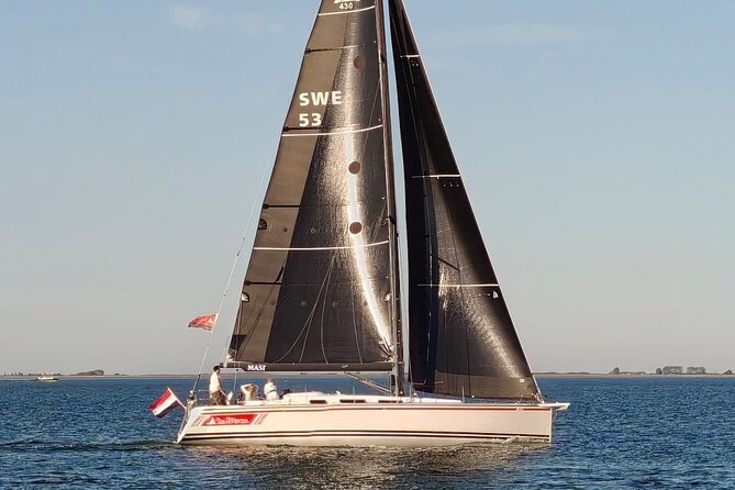 3 hour Sunset Sailing boarding ticket from Wemeldinge (Zeeland) - Leaving the quay after a safety briefing