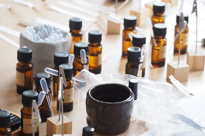 3 Hours Perfume Making Workshop in Amsterdam - Who should book this Amsterdam class