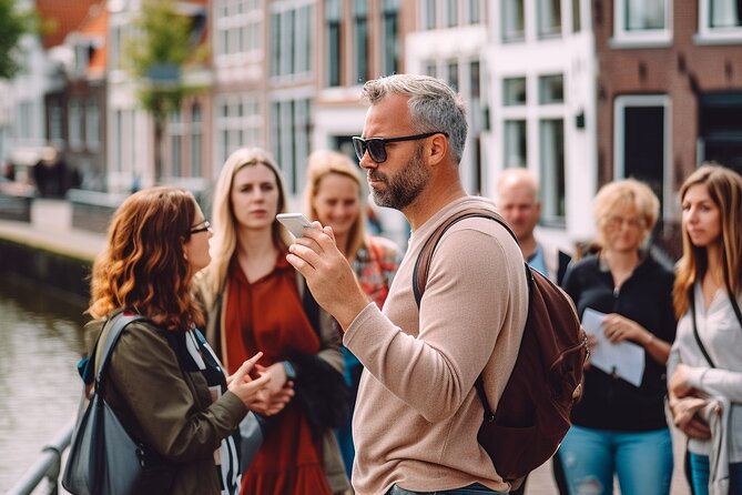90 minutes Self-Guided Walking tour with puzzles in Leiden - From Doelenpoort to Leiden’s defensive past