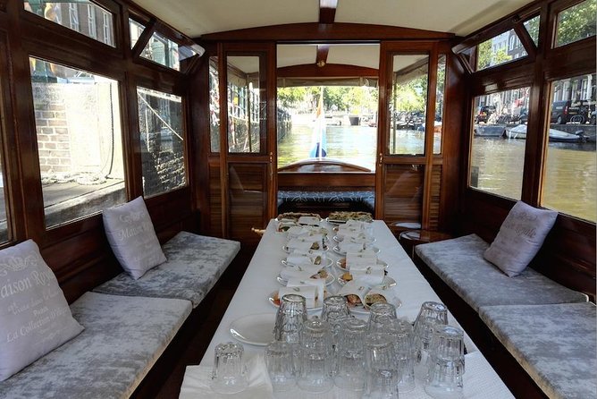 A unique experience! Semi private cruise. Authentic stylish boat! Book Leemstar! - Indoor comfort, open-air views, and Amsterdam weather