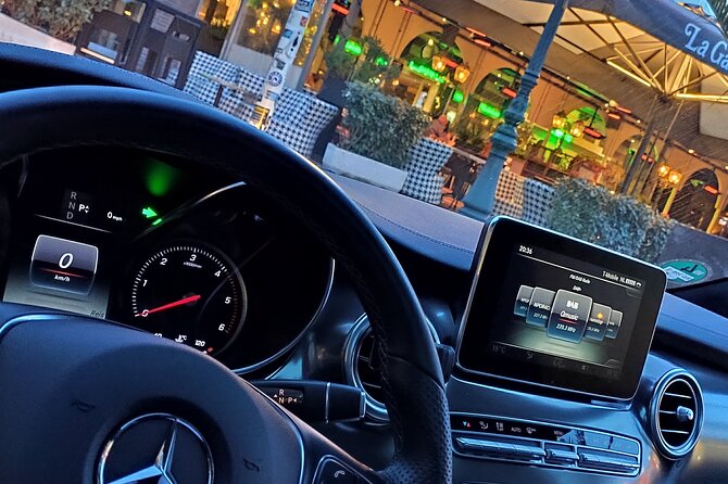 Airport Private Transfer: Schiphol Airport ↔ Amsterdam City - What the private vehicle adds