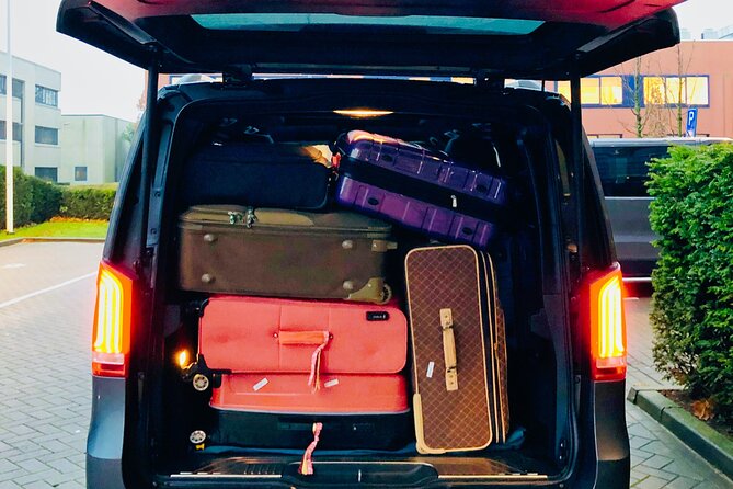 Airport Private Transfer: Schiphol Airport ↔ Amsterdam City - Why the driver matters more than the car