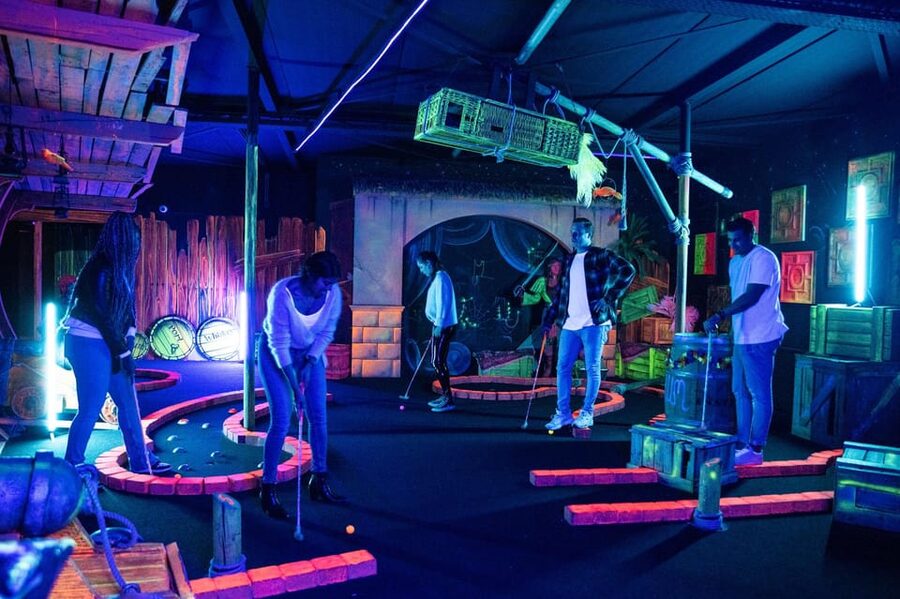 Aloha Amsterdam: 12-Hole Glow-in-the-Dark Mini-Golf - Finding Aloha Amsterdam near Central Station