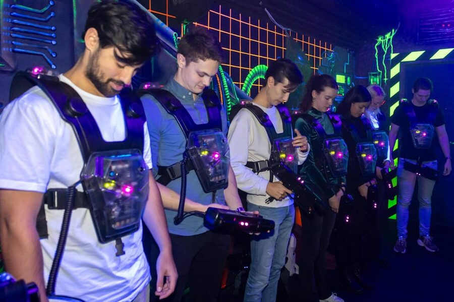 Aloha Amsterdam: Laser Tag Experience - Who should book this experience?