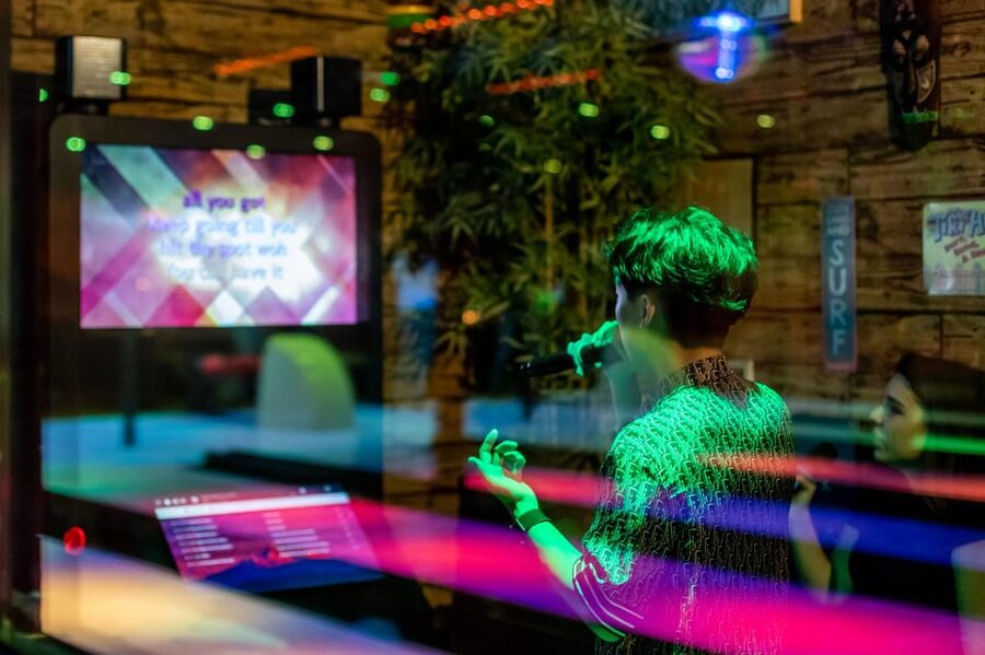 Aloha Amsterdam: Private Karaoke Booth with 20.000 Songs - Why the central location matters