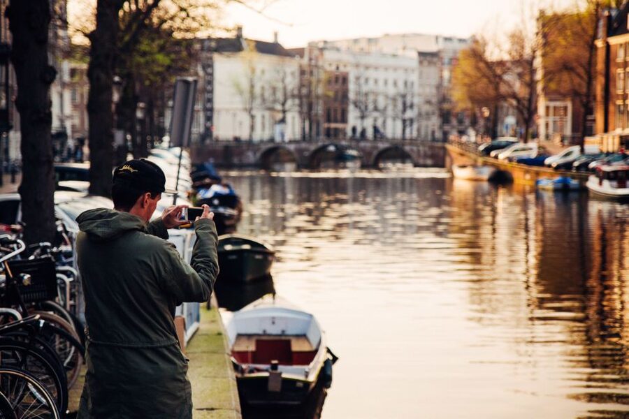 Amsterdam: 1.5-Hour Private Kick-Start Tour with a Local - When to schedule the walk