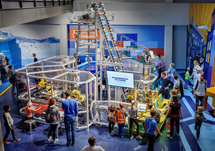 Amsterdam: 1-Hour Canal Cruise & NEMO Science Museum - How to arrange the day without a time crunch