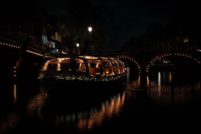 Amsterdam 2-Hour Evening Cruise With Live Guide and Bar - The Anne Frank House and the city’s churches