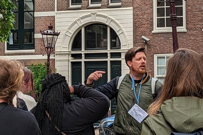 Amsterdam 2 Hour History Walking Tour - De Wallen explained without the usual cheap jokes