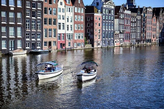 Amsterdam 2-hour Private Canal Cruise with Live Guide and Drinks - Out onto the Amstel