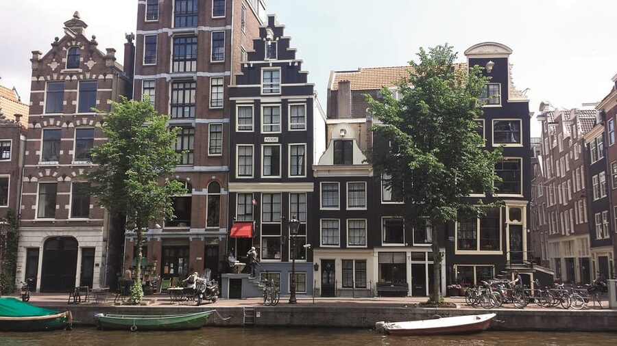 Amsterdam: 3-Hour Private Bike Tour of the City Center - Who will enjoy this three-hour ride?