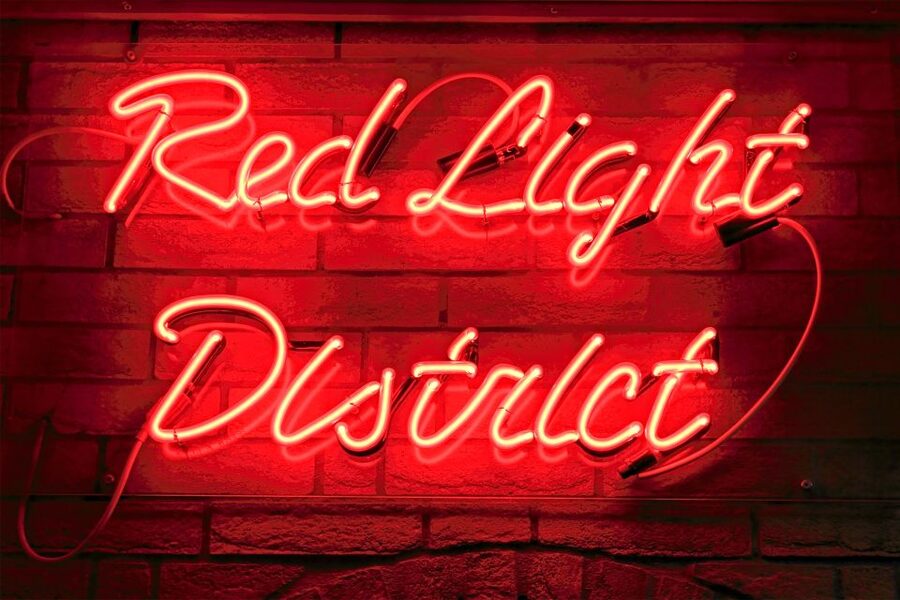Amsterdam: After Dark Red Light District Tour - Route 66 Smoke And Drink: the social pause