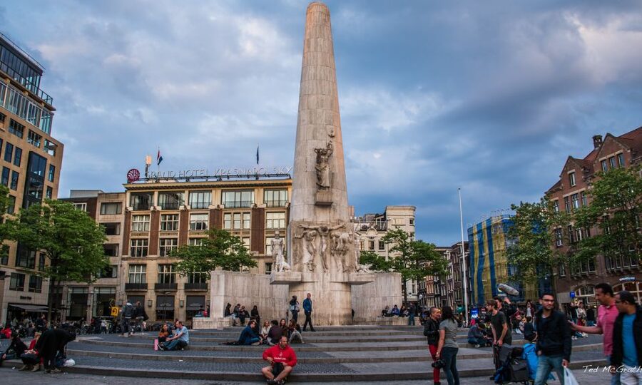 Amsterdam: Anne Frank and Jewish Quarter Guided Walking Tour - The Portuguese Synagogue and Jewish community life