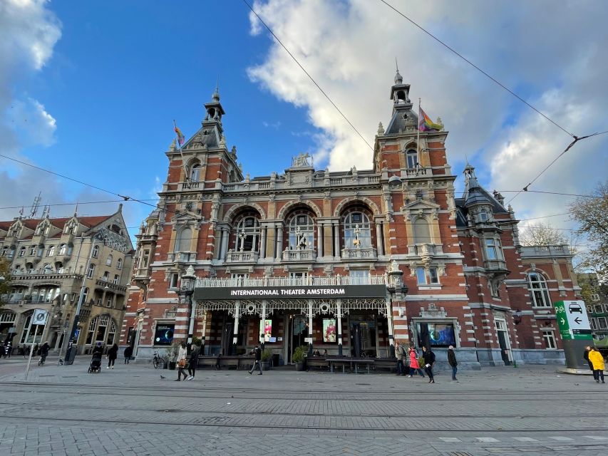 Amsterdam: Anne Frank's Last Walk & Visit the House in VR - Walking through wartime Amsterdam