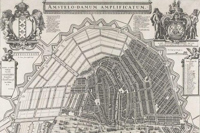 Amsterdam Architecture Tour - The House with the Heads and Dutch Renaissance style