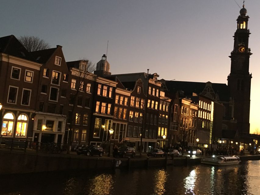 Amsterdam: Architektur Er-fahren - Why the German-language format may suit you