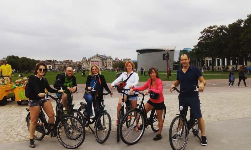 Amsterdam bike tour with a French-speaking guide local! - Key points to know before you book