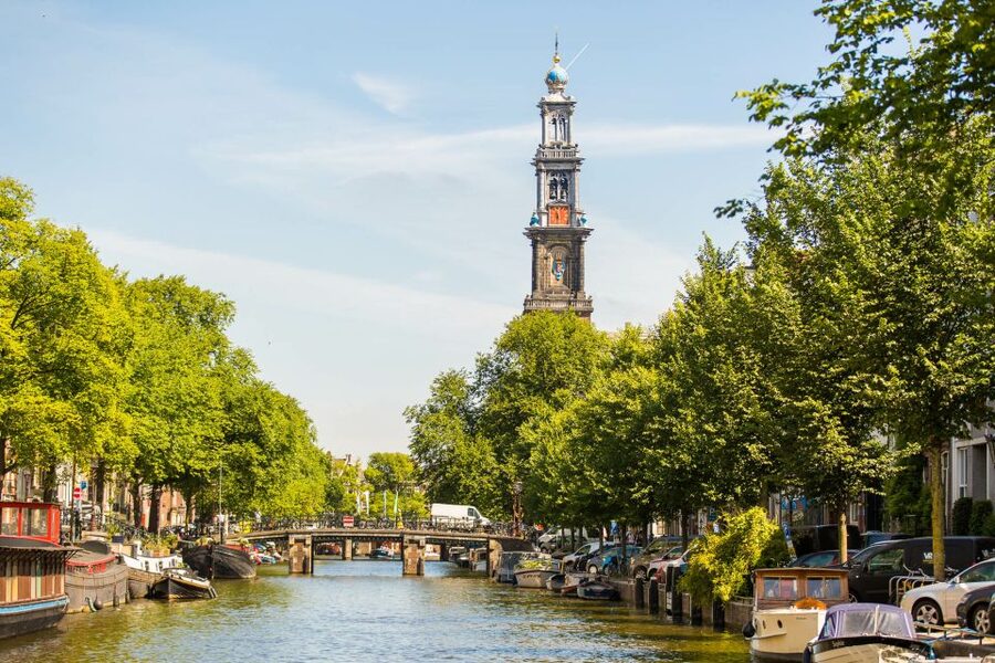 Amsterdam: Body Worlds Exhibition and Canal Cruise - A one-hour cruise through the UNESCO canal belt