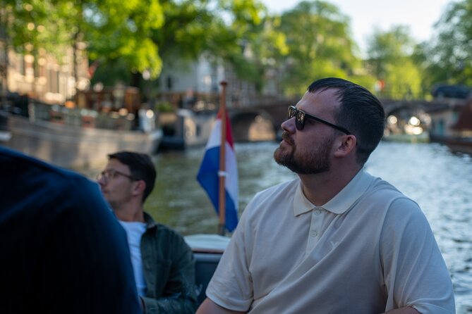 Amsterdam Breakfast Cruise on Private Luxury Boat - What the guided commentary adds