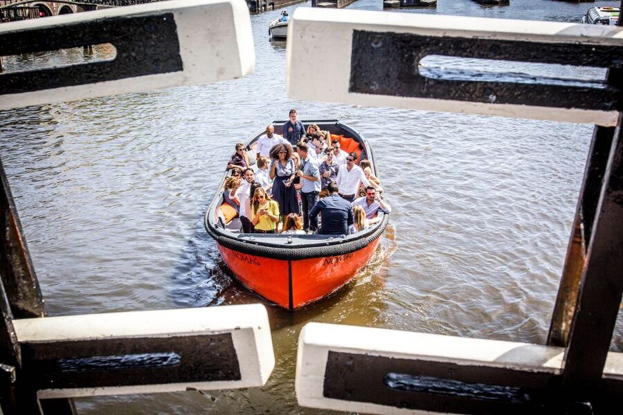 Amsterdam: Canal Belt Private Beer Boat Tour - Is $235 per person good value?