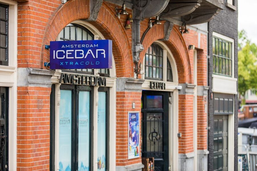 Amsterdam: Canal Cruise and Entrance to Xtracold Icebar - The canal cruise from four useful starting points