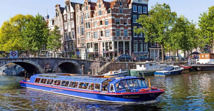 Amsterdam: Canal Cruise and Jewish Cultural Quarter Tickets - Key points to know before booking