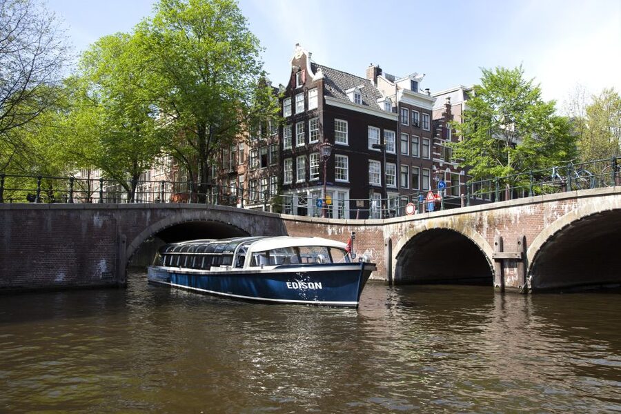 Amsterdam: Canal Cruise and Moco Museum Combined Ticket - The Amstel, Magere Brug, and Museumplein