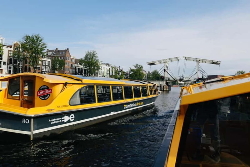 Amsterdam: Canal Cruise from Anne Frank Museum - Live stories or seven-language audio