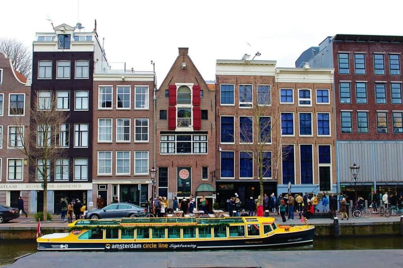 Amsterdam canal cruise with culinary burger or cheese & wine - Is $40 a fair price?