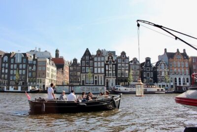 Amsterdam Canal Tour by Open Boat – 90 min Small Group Experience