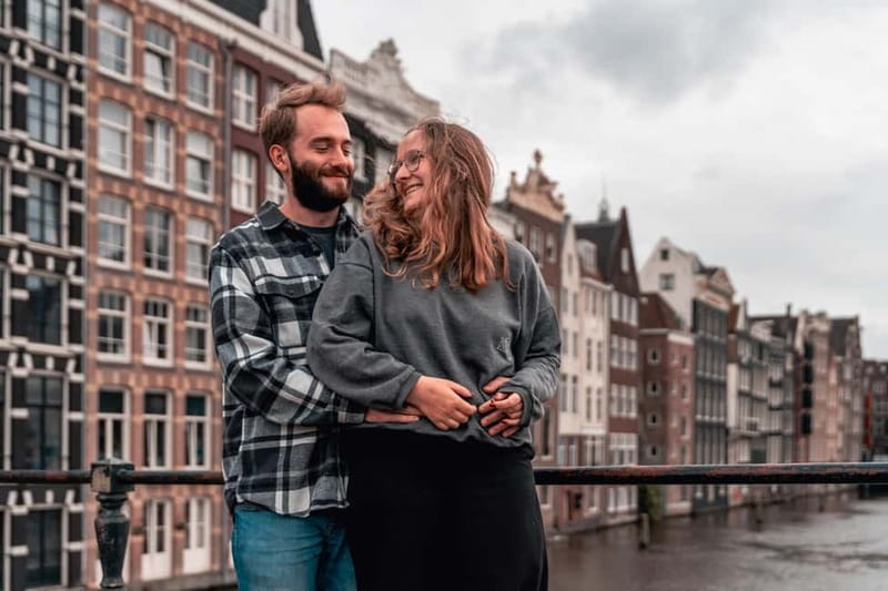 Amsterdam Canals Photoshoot: Private Solo, Family or Couples - Family, friends, and children