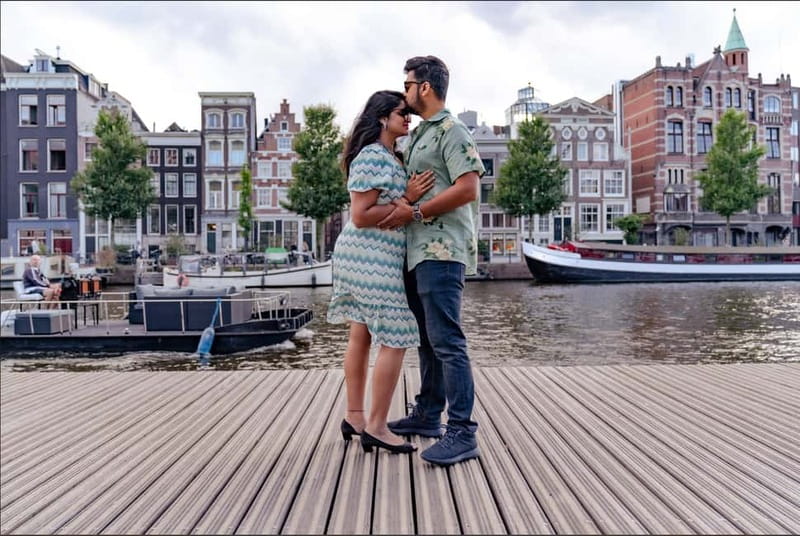 Amsterdam Canals Photoshoot: Private Solo, Family or Couples - Is $125 good value for a private group?