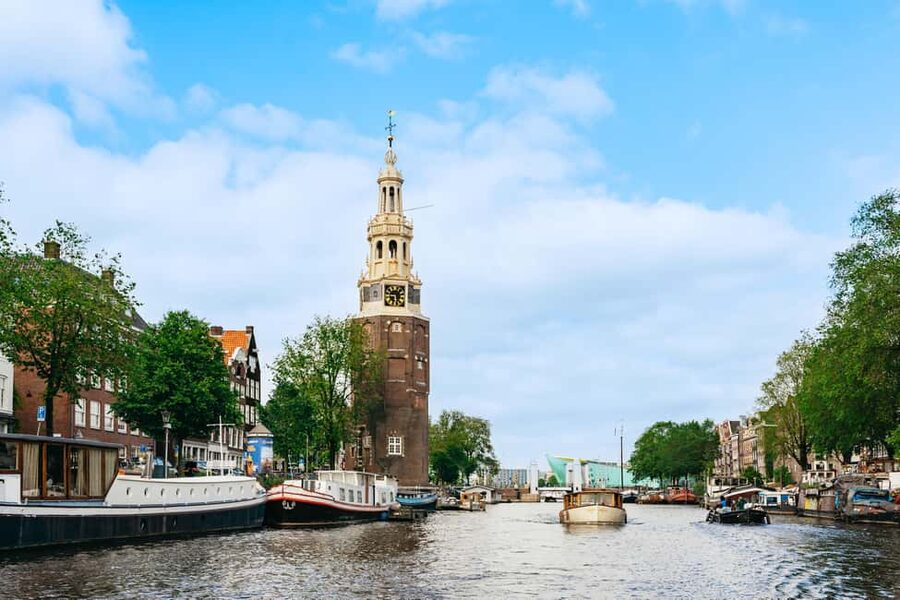 Amsterdam: City Canal Cruise and Rijksmuseum - Who should choose this combination?