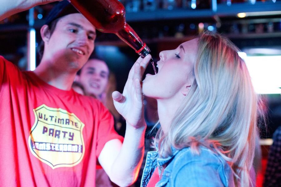 Amsterdam: City Center Bar Crawl and Nightlife Experience - What you receive for $24