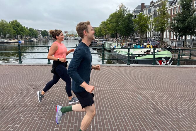Amsterdam city center run tour - The Red Light District and old-city streets