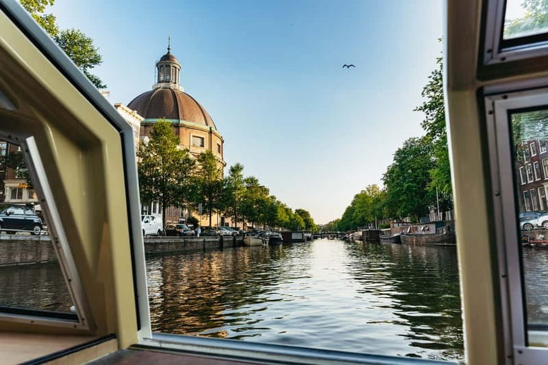 Amsterdam: City Centre Canal Cruise & Free Flower Cocktail - Anne Frank House and the western canal view