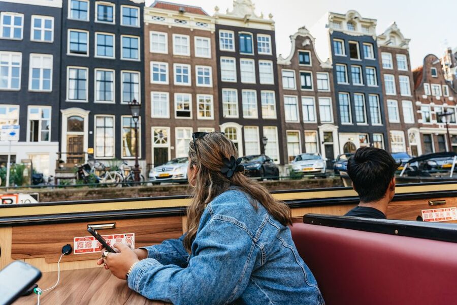 Amsterdam: City Centre Canal Cruise & Free Flower Cocktail - Rijksmuseum, Magere Brug, and the Dancing Houses