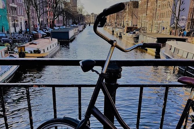 Amsterdam City & Countryside Tour: The Best of both Worlds - Amsterdam and Zaanse Schans in one compact trip