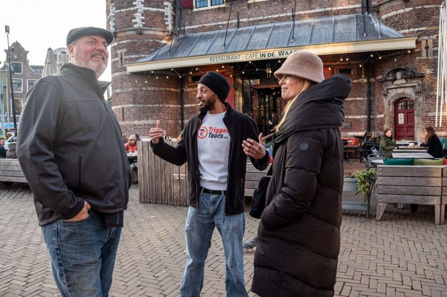 Amsterdam City walking tour - Local stories and route choices