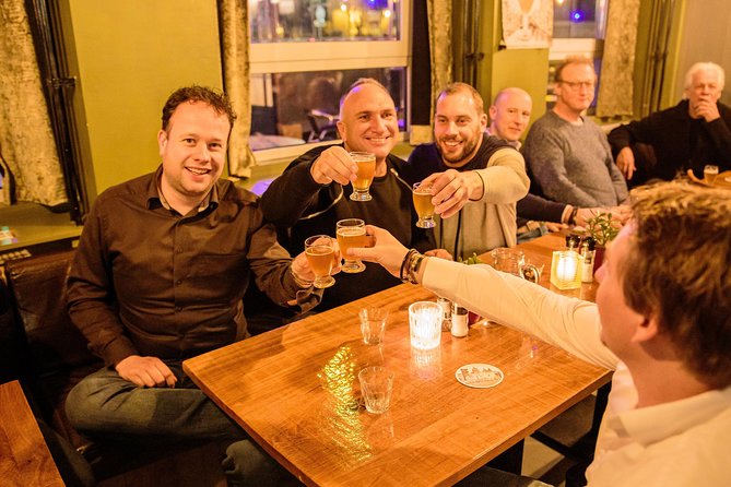 Amsterdam Craft Beer Brewery Tour by Bus with Tastings - Stop two: A changing craft brewery