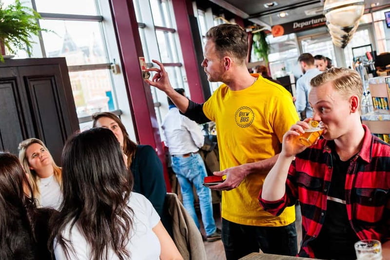 Amsterdam: Dutch Craft Beer Tasting with cheese and snacks - Stories from Dutch craft breweries