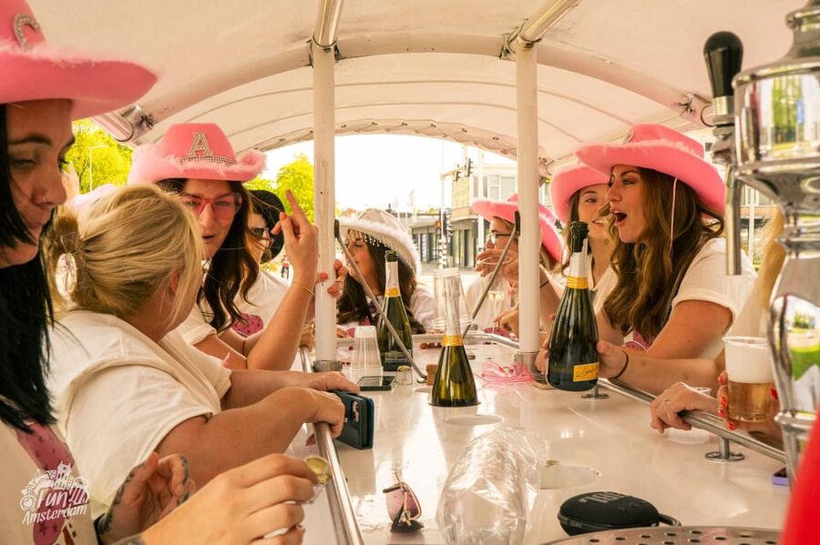 Amsterdam: Dutch Prosecco Party Bike - The 10-minute stop at Coffeeshop Sloterdijk