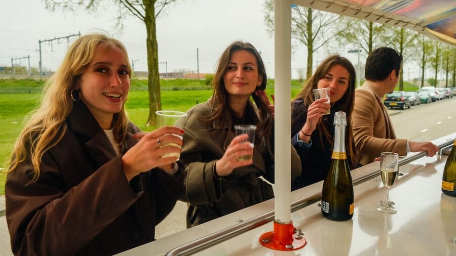 Amsterdam: Dutch Prosecco Party Bike - Comfort, equipment, and the mixed practical feedback