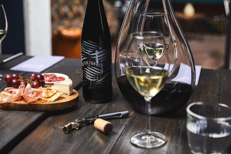 Amsterdam: Dutch Wine Tasting with Sommelier - Should you book it?